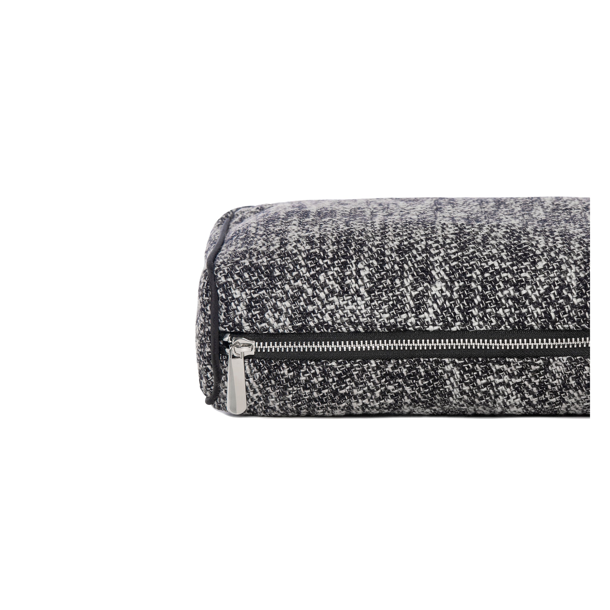 BLAZE Pouch | Black White Woven Rosette