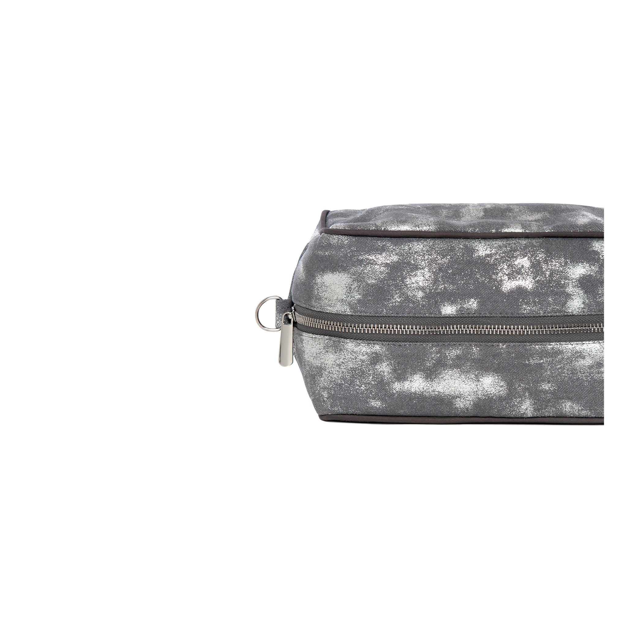 BOO Toiletry bag | Grey Shiny Canvas Lashes