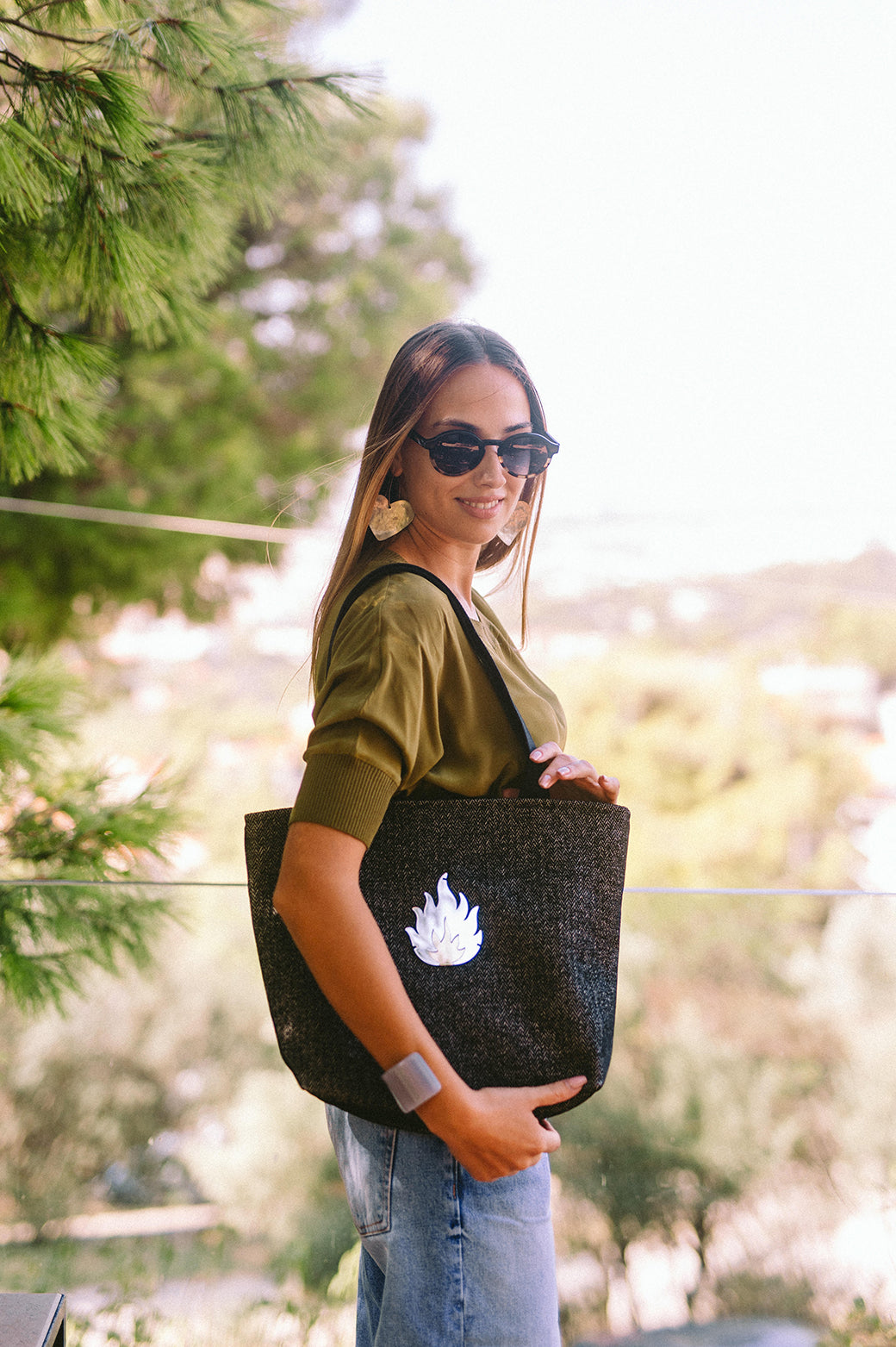 FIFI Tote bag | Black Chevron Flame