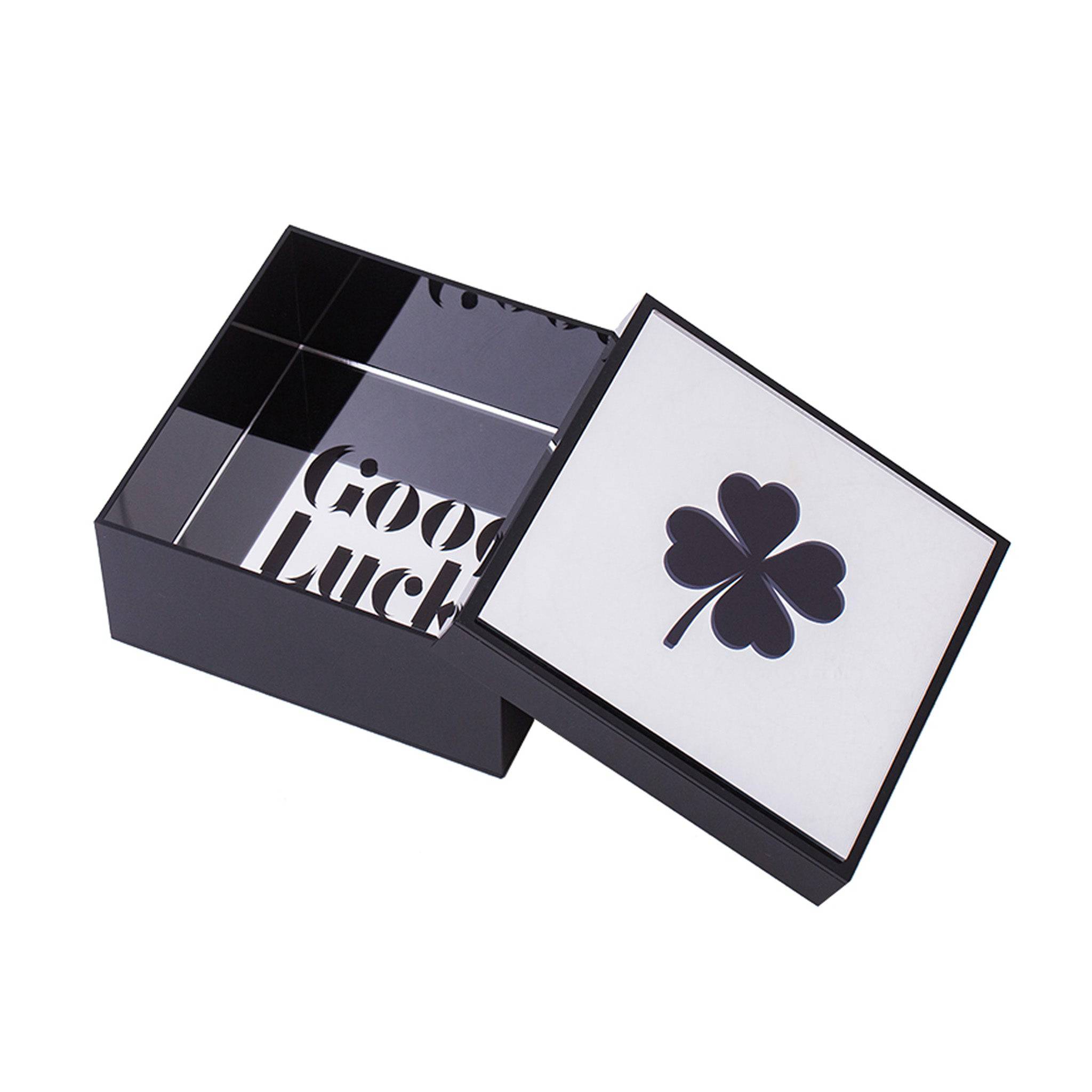 HAMILTON Box | Silver Black Clover & Good Luck