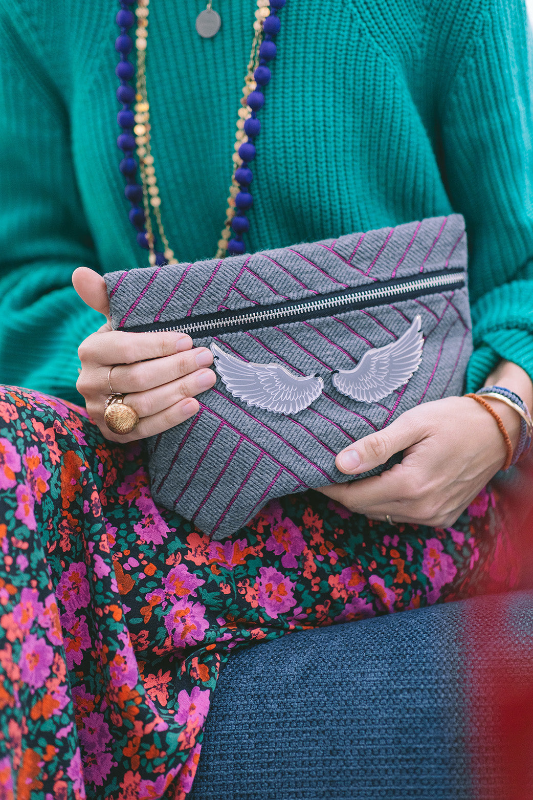 ALEXA Pouch | Grey Fuschia Stripes Wings ZW