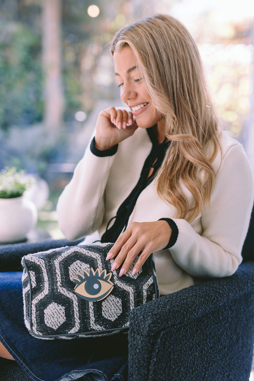 BLAZE Pouch | Grey Hexagon Eye