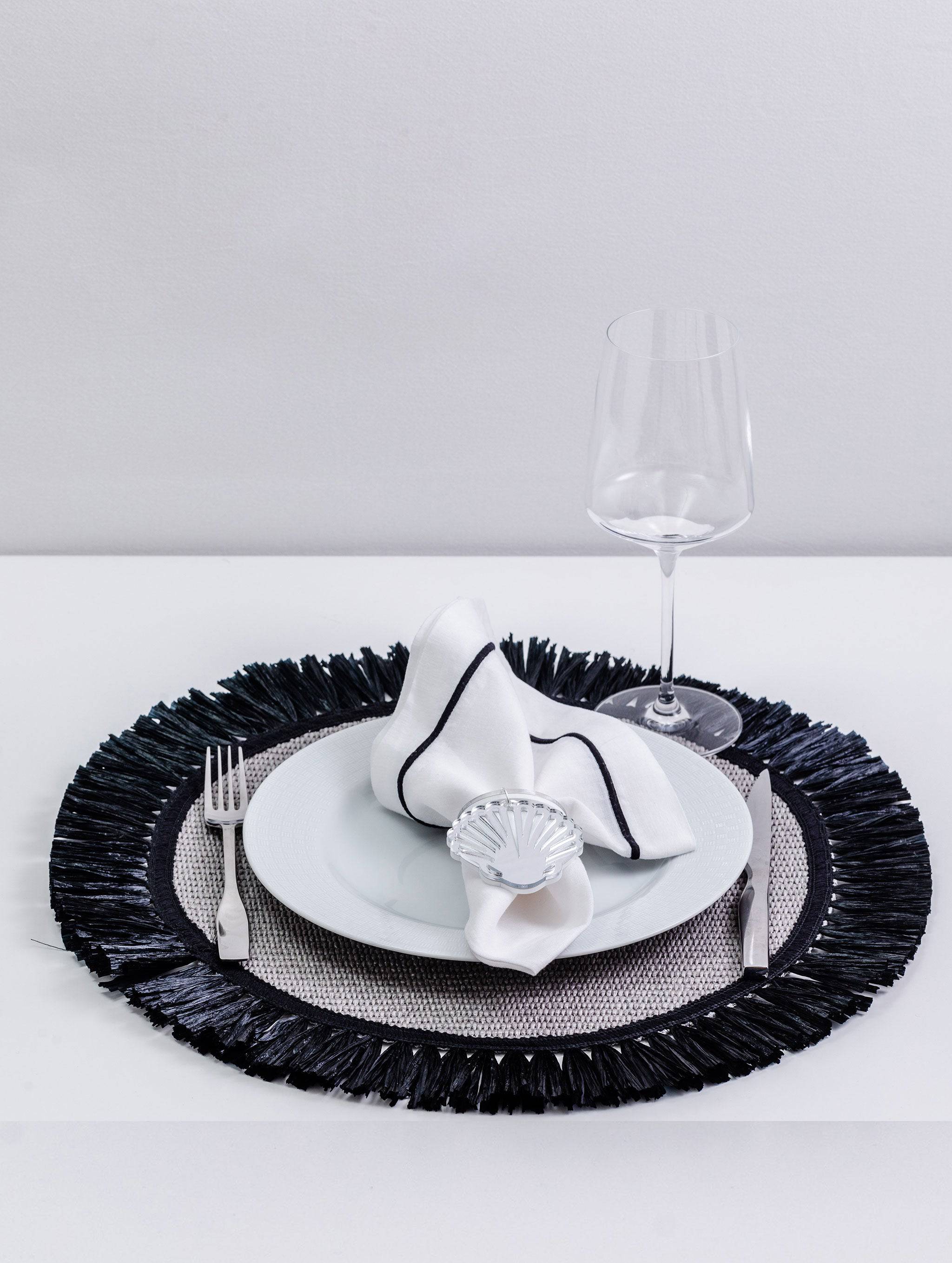 TABLE PLACEMATS | Black & Black Raffia