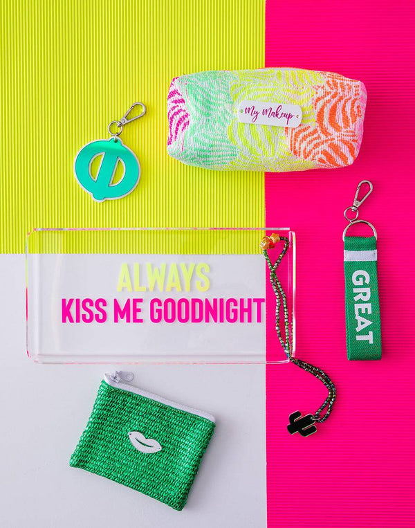 ZOOM Tray | Always Kiss Me Goodnight